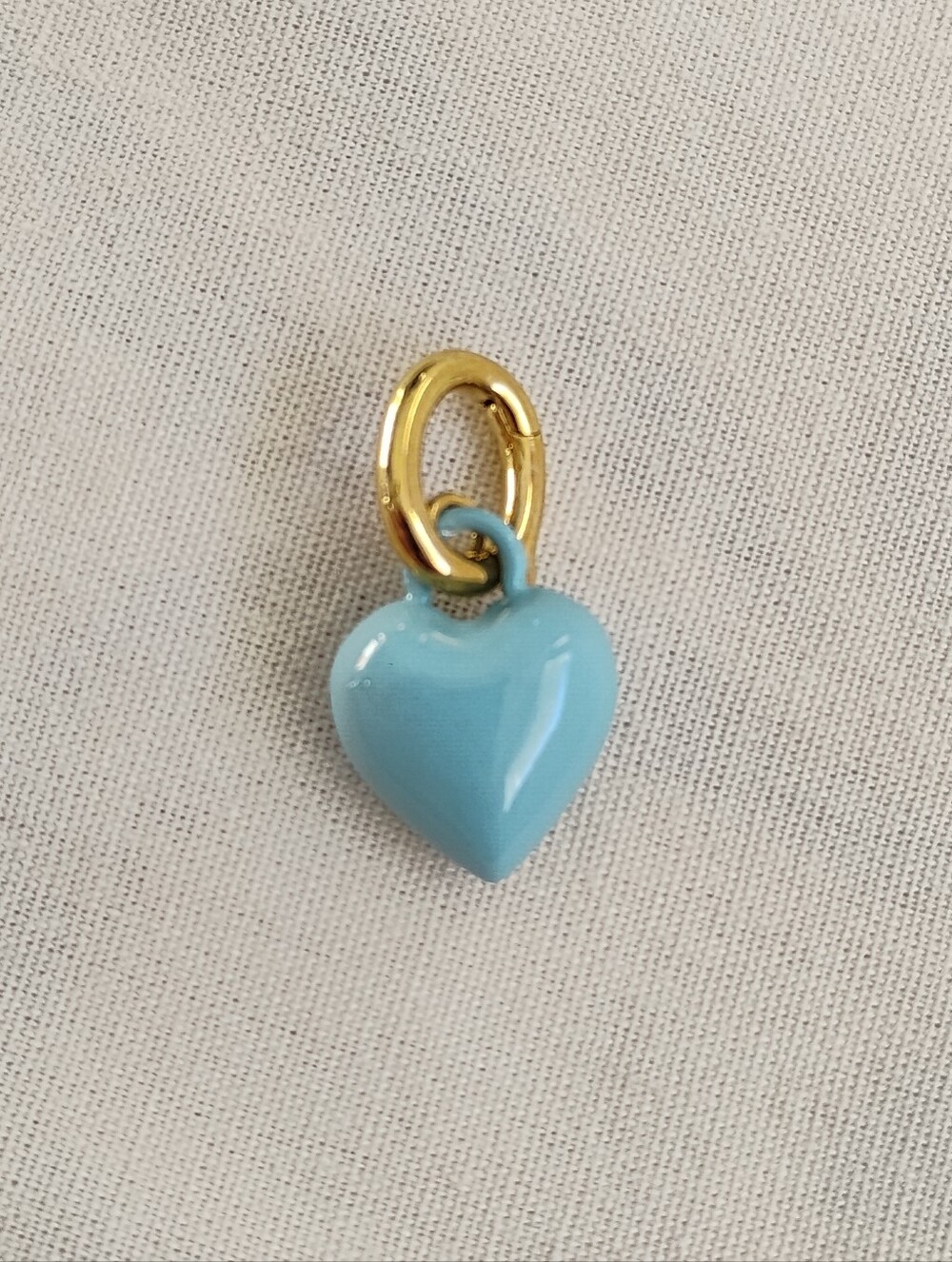 Roxanne Assoulin The Itsy Bitsy Puffy Heart Charm